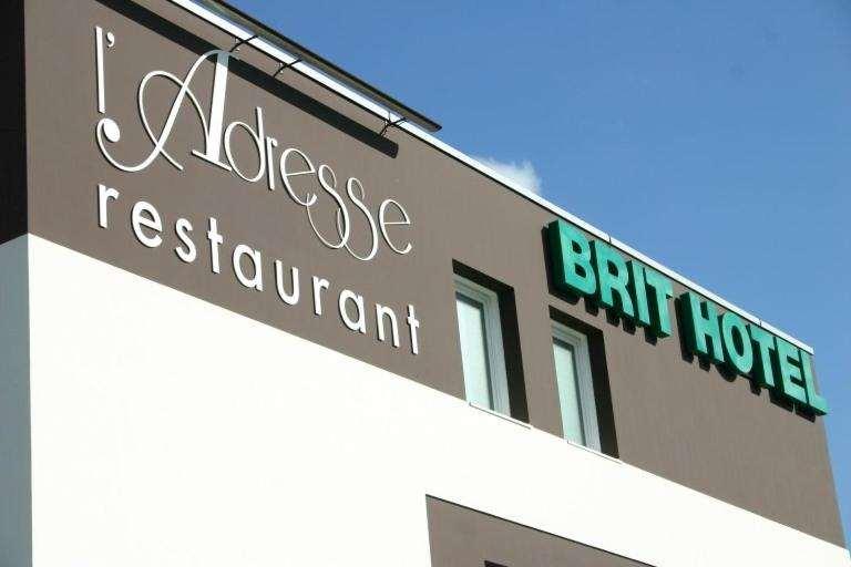 Brit Hotel L'adresse Saint-Onen-la-Chapelle Exterior foto