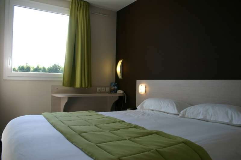 Brit Hotel L'adresse Saint-Onen-la-Chapelle Zimmer foto